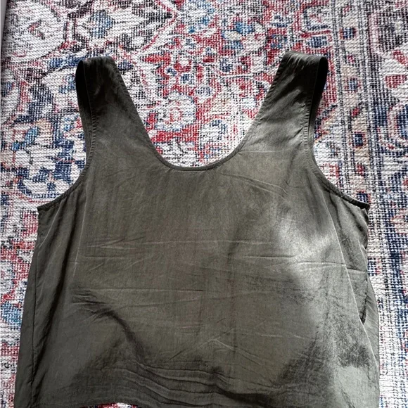 GAP Women's SAGE Green Top Sz M  Ties in front at waist ! - Picture 4 of 5